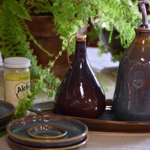 Olive Oil, Herb Shaker & Dipping Plates